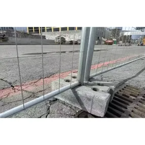 бетонное основание для временного ограждения 150х295х420 мм